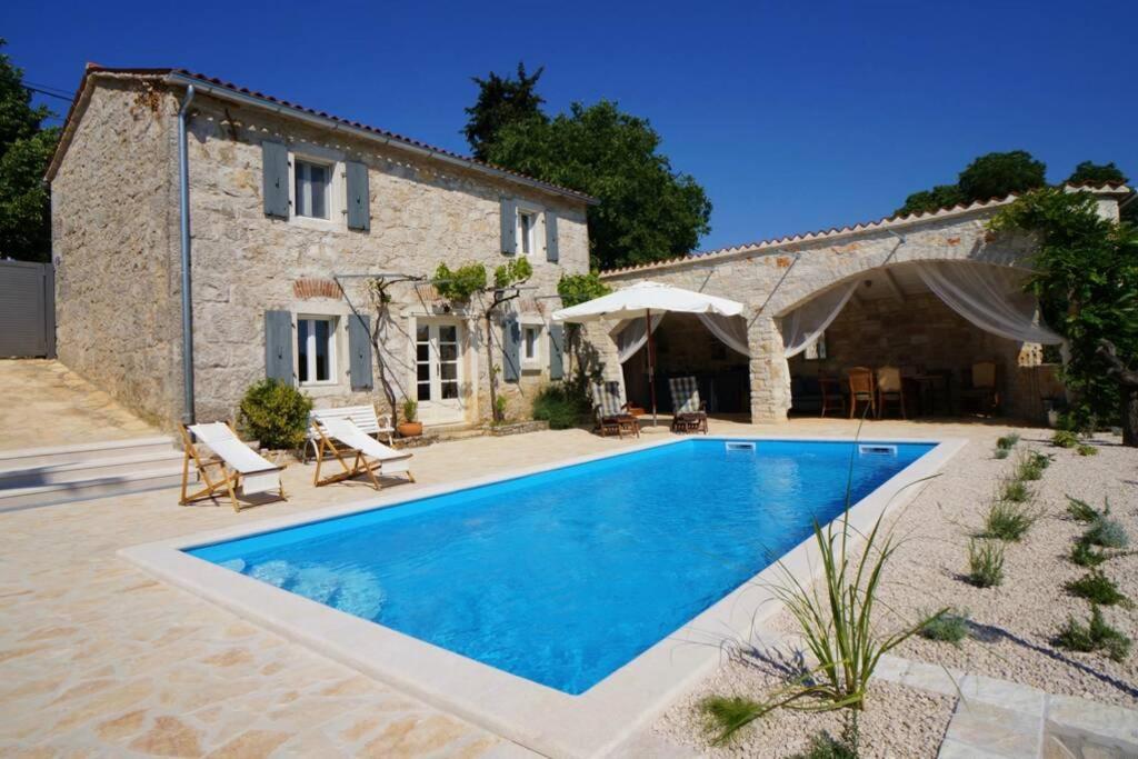 Ferienhaus Villa Alisia, Wunderschoenes Natursteinhaus Bei Porec, Istrien, Kroatien Vranje Selo Экстерьер фото