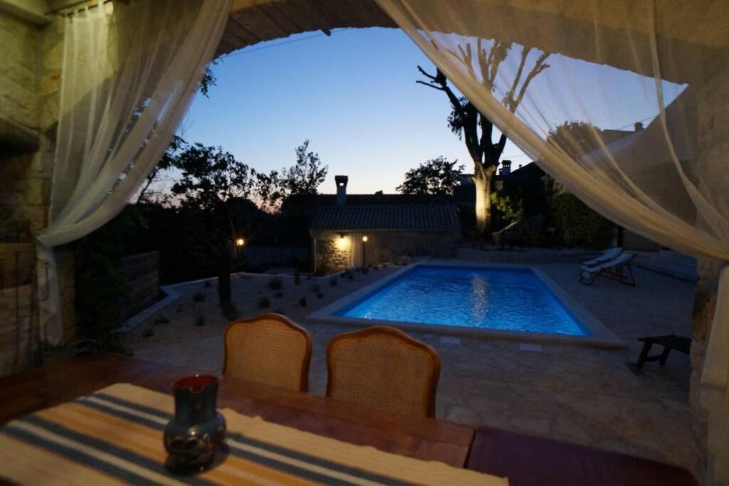 Ferienhaus Villa Alisia, Wunderschoenes Natursteinhaus Bei Porec, Istrien, Kroatien Vranje Selo Экстерьер фото