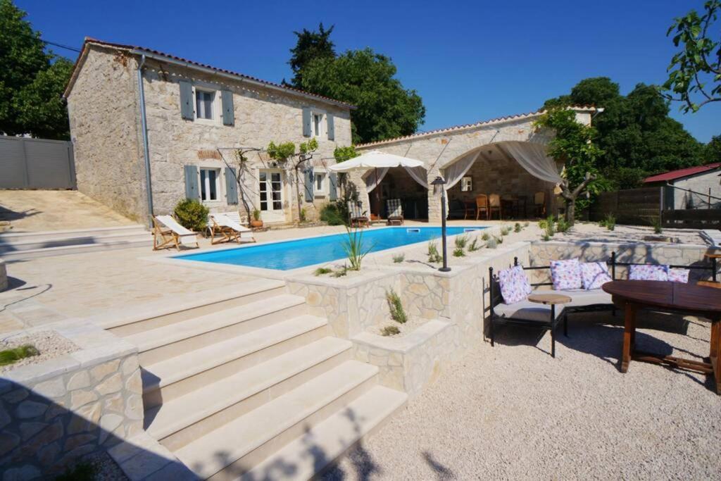 Ferienhaus Villa Alisia, Wunderschoenes Natursteinhaus Bei Porec, Istrien, Kroatien Vranje Selo Экстерьер фото
