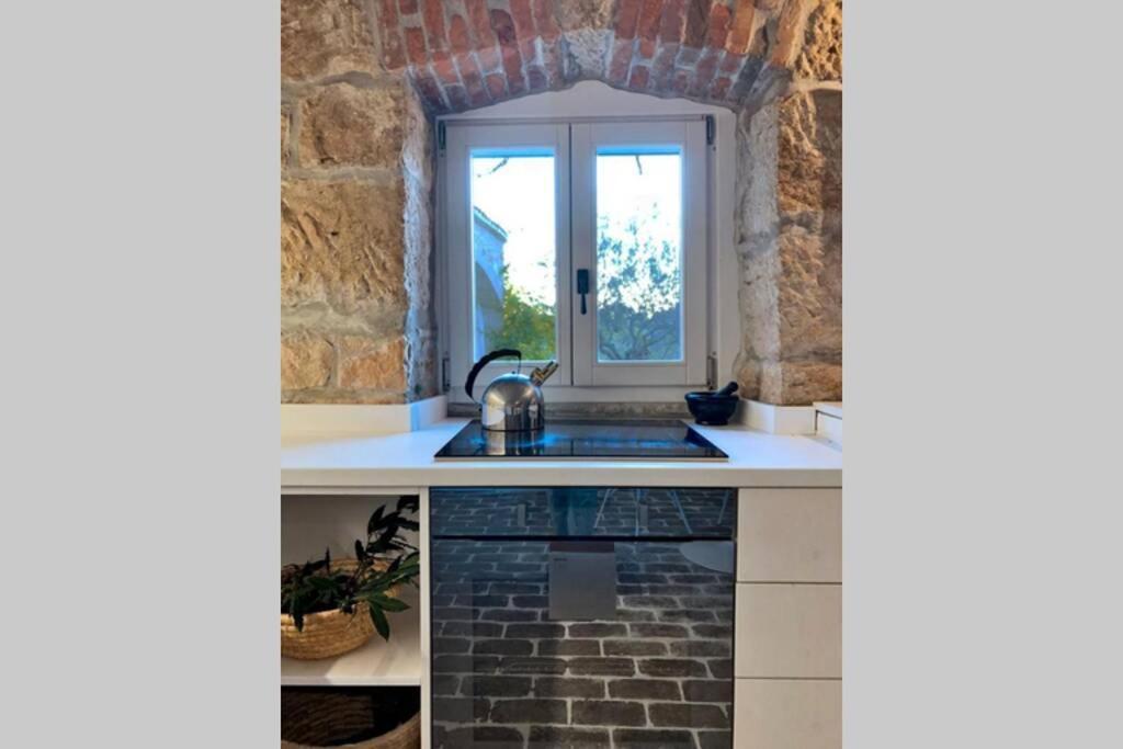 Ferienhaus Villa Alisia, Wunderschoenes Natursteinhaus Bei Porec, Istrien, Kroatien Vranje Selo Экстерьер фото