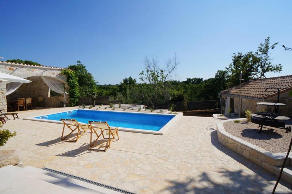 Ferienhaus Villa Alisia, Wunderschoenes Natursteinhaus Bei Porec, Istrien, Kroatien Vranje Selo Экстерьер фото